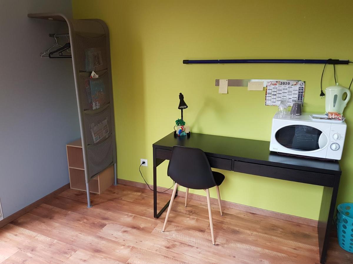 Appartamento Charmante Chambre D'Hotes En Normandie Valognes Esterno foto