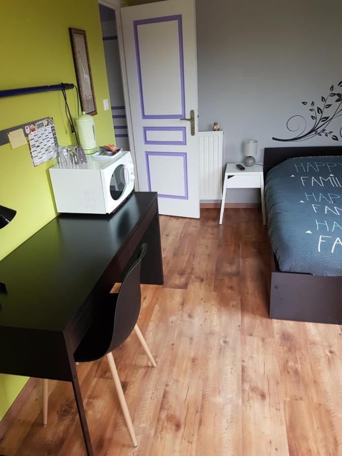 Appartamento Charmante Chambre D'Hotes En Normandie Valognes Esterno foto